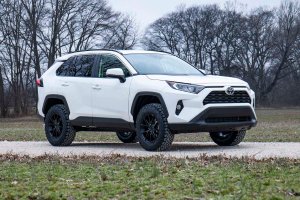 Toyota RAV4 Suspension Lift Kit - Front + Rear - Rough Country - 2.5 Inch Lift Kit | N3 Struts - '19-'24